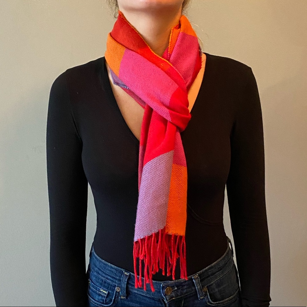 Isa Scarf